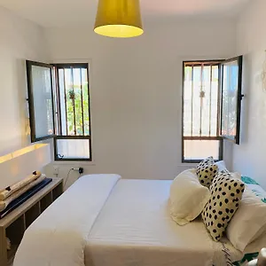  Apartment Paraiso